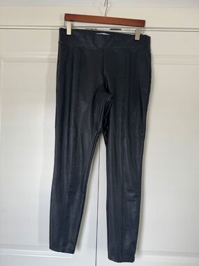 LIKE NEW Size Lg Ladies Old Navy Stevie High Rise Faux Leather Casual Clothes